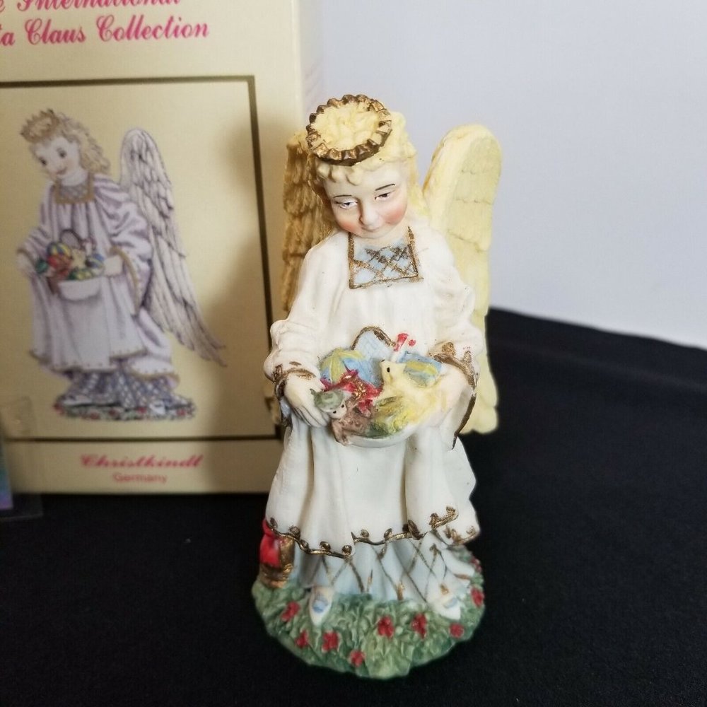 The International Santa Claus Collection Christkindl Germany 1992 - PreOwned